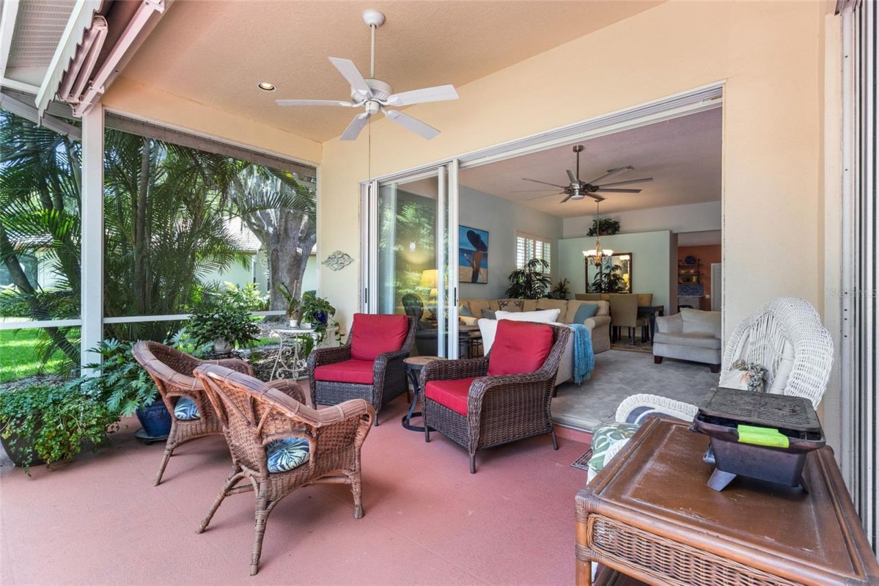 6662 Oakbrooke Circle, Bradenton, FL 34202 Photo