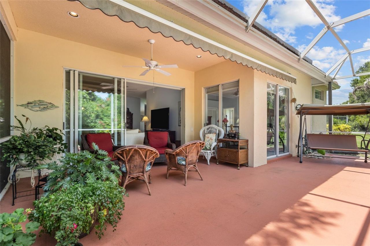 6662 Oakbrooke Circle, Bradenton, FL 34202 Photo