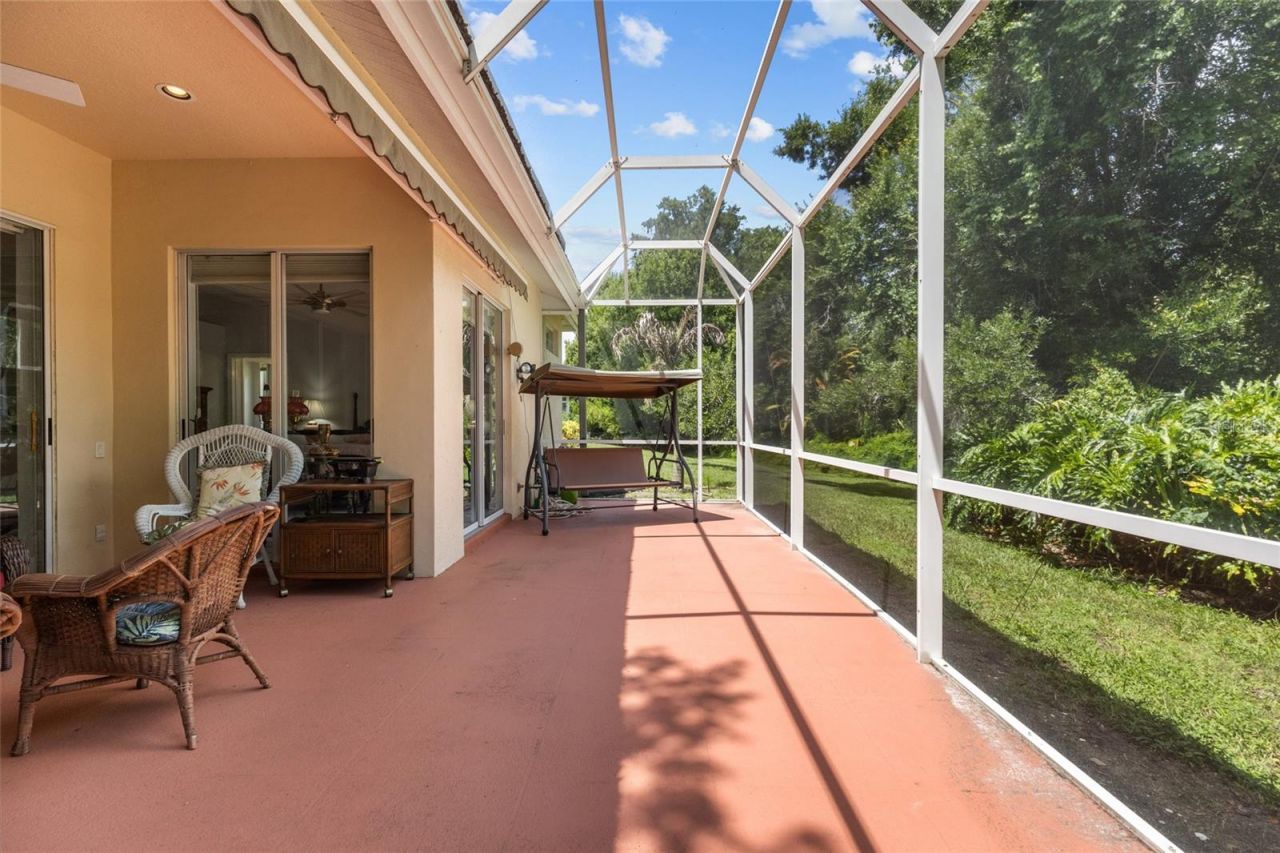 6662 Oakbrooke Circle, Bradenton, FL 34202 Photo