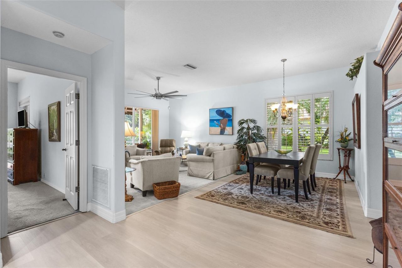 6662 Oakbrooke Circle, Bradenton, FL 34202 Photo