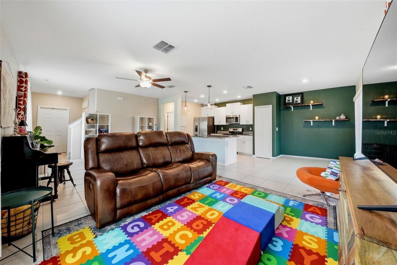 6298 Bar S Bar Trail, Zephyrhills, FL 33541 Photo