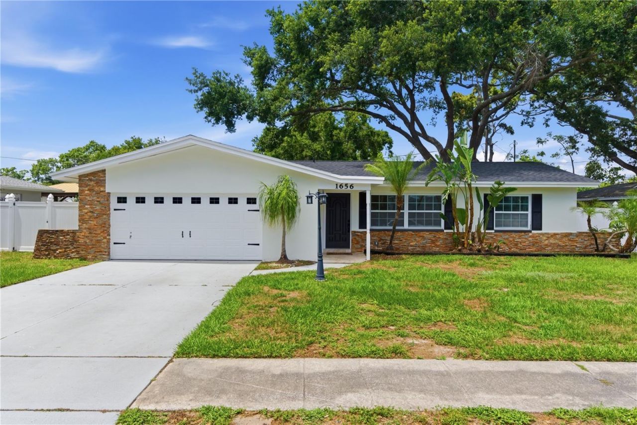 1656 Webb Drive, Clearwater, FL 33755 Photo