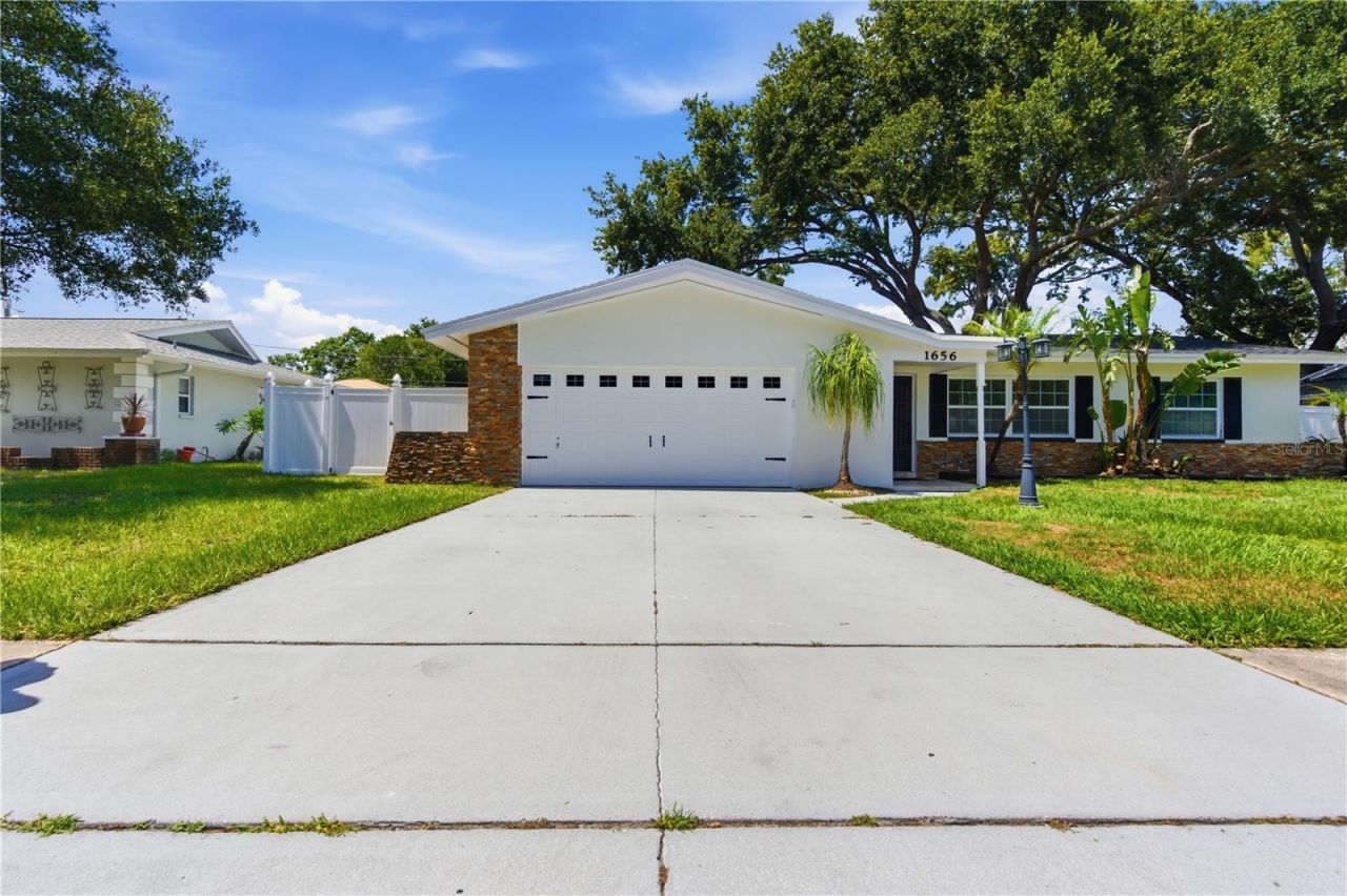 1656 Webb Drive, Clearwater, FL 33755 Photo