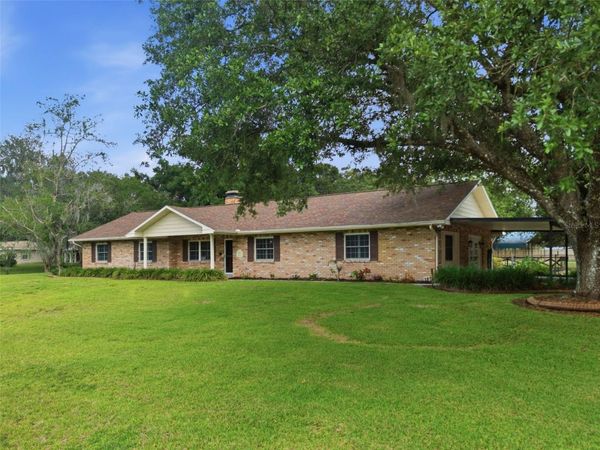 13525 301 HIGHWAY N, THONOTOSASSA, FL 33592