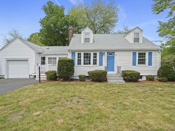 40 Kingman St, Weymouth, MA 02188