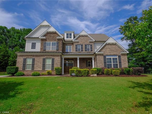 6050 Gallop Court, Suwanee, GA 30024