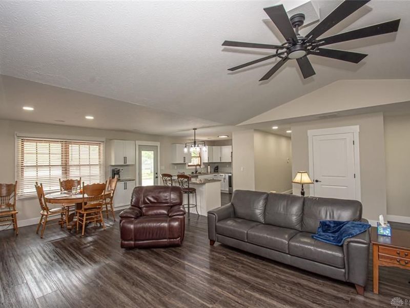 40 Lakengren Drive, Eaton, OH 45320 Photo 10