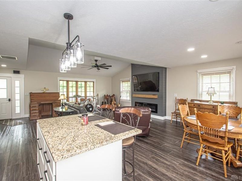 40 Lakengren Drive, Eaton, OH 45320 Photo 13