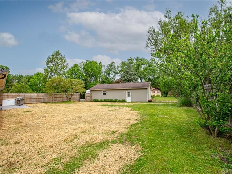 40 Lakengren Drive, Eaton, OH 45320 Photo 34
