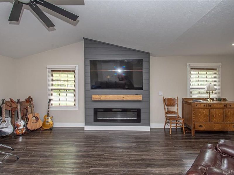 40 Lakengren Drive, Eaton, OH 45320 Photo 8
