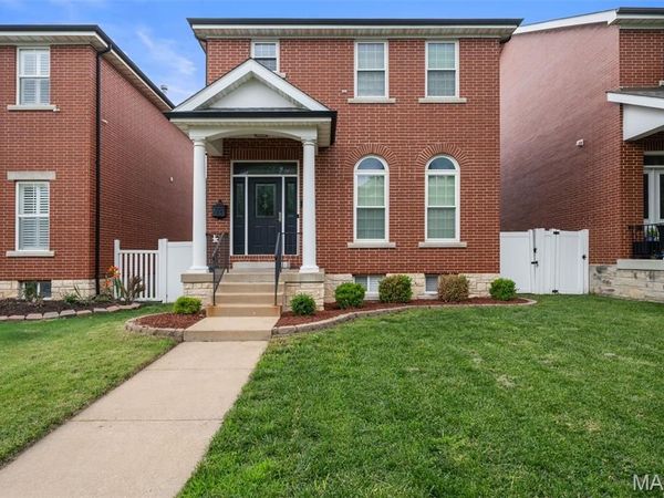 3923 McRee Avenue, St Louis, MO 63110