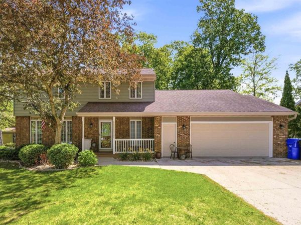 506 S COVENANT LANE, Appleton, WI 54915