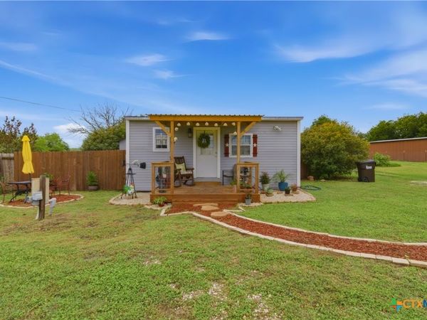 148 Dewey Lane , Seguin, TX 78155