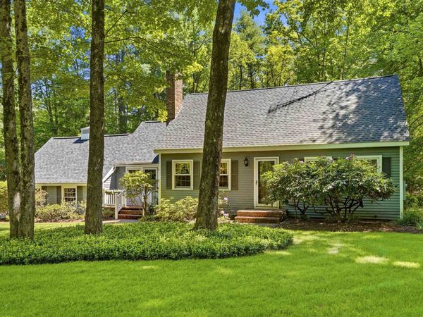15 Woodward Road, Merrimack, NH 03054
