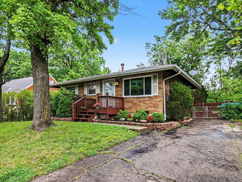 9656 Woodmill Lane, Cincinnati, OH 45231 Photo 2