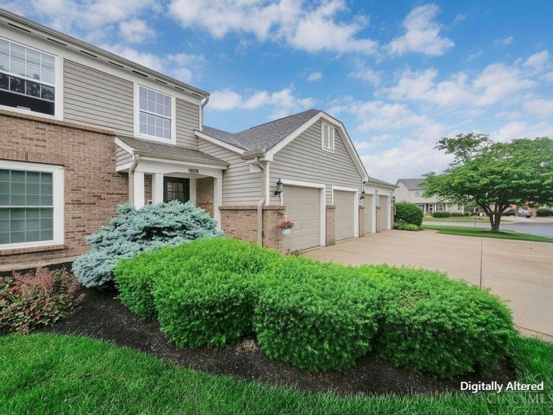 5562 Baywatch Way, Unit 104, Deerfield Twp., OH 45040 Photo 2