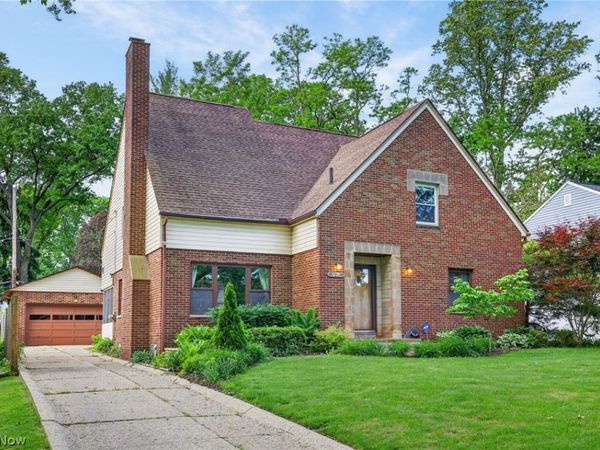 674 Upper Merriman Drive , Akron, OH 44303