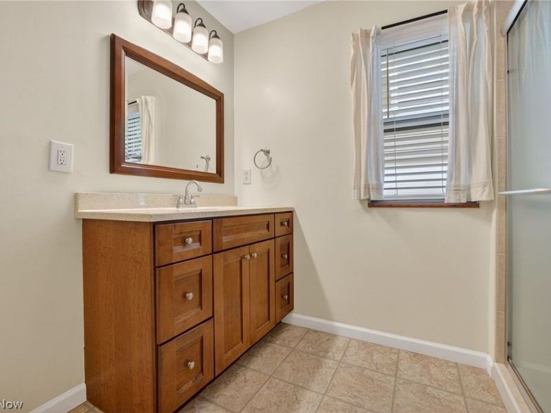 674 Upper Merriman Drive, Akron, OH 44303 Photo 18