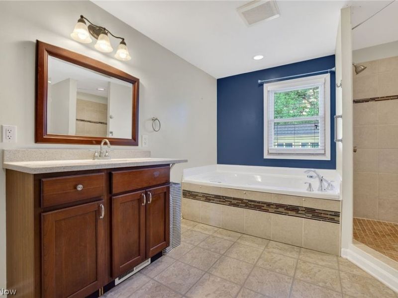 674 Upper Merriman Drive, Akron, OH 44303 Photo 27