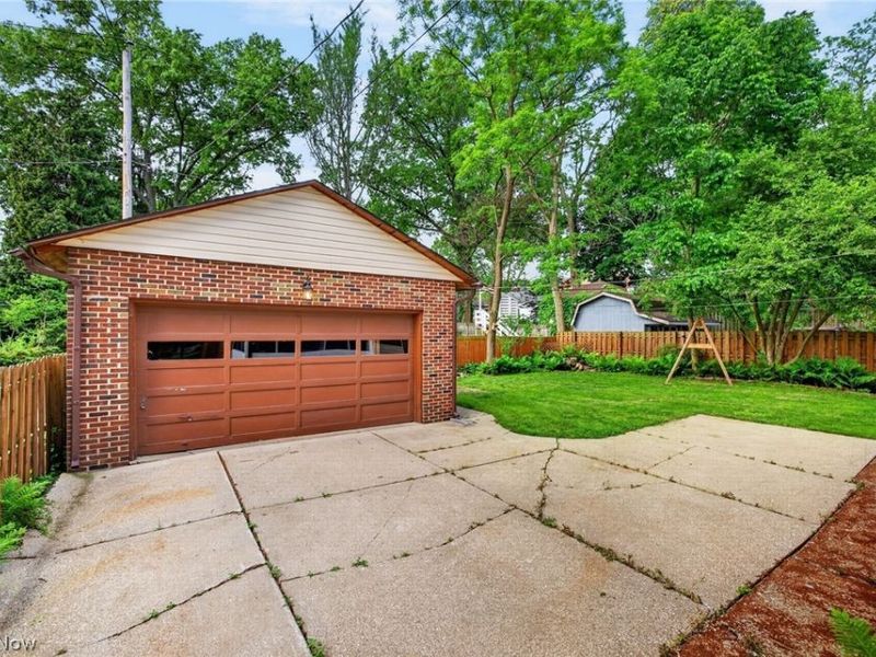 674 Upper Merriman Drive, Akron, OH 44303 Photo 38