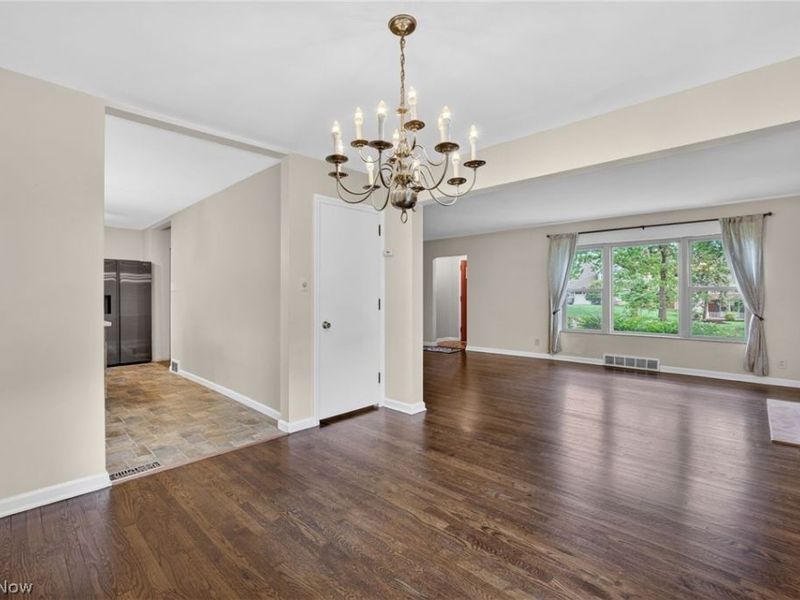 674 Upper Merriman Drive, Akron, OH 44303 Photo 6