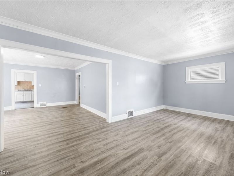 10711 Joan Avenue, Cleveland, OH 44111 Photo 10
