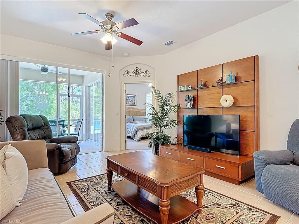 20930 Calle Cristal Ln, Unit 4, North Fort Myers, FL 33917 Photo