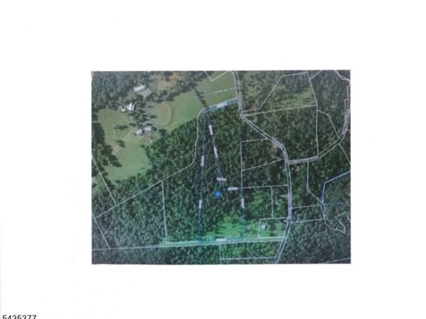 6 Arnwine Lane, Kingwood, NJ 08559