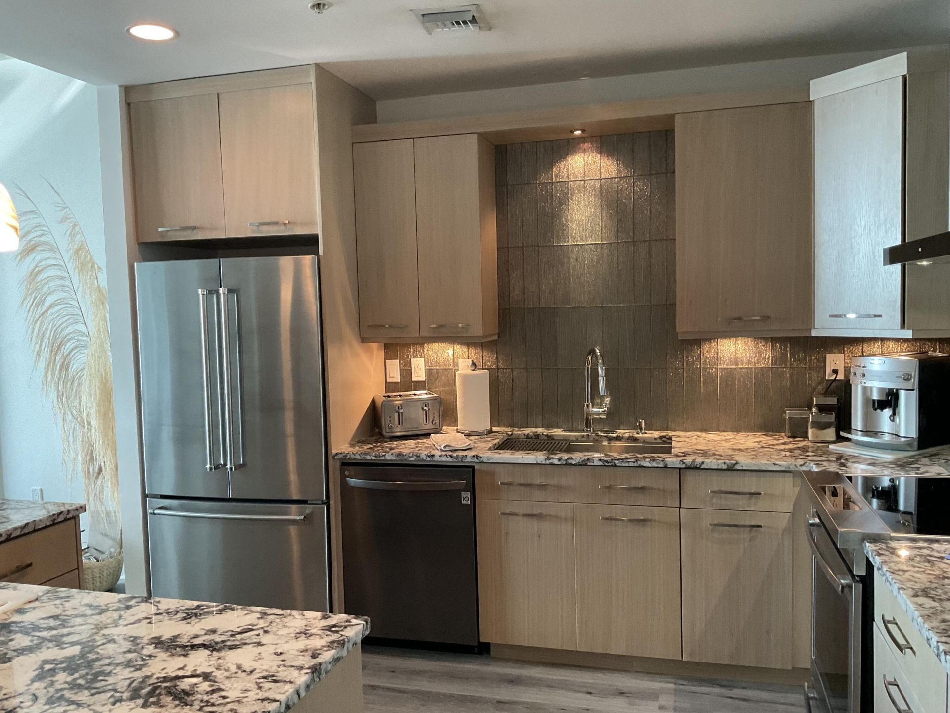 300 S Australian Avenue, Unit 328, West Palm Beach, FL 33401 Photo