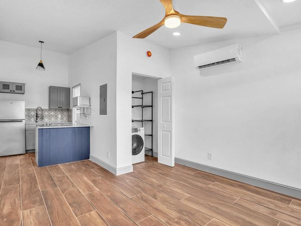 4011 36th Court, West Palm Beach, FL 33407