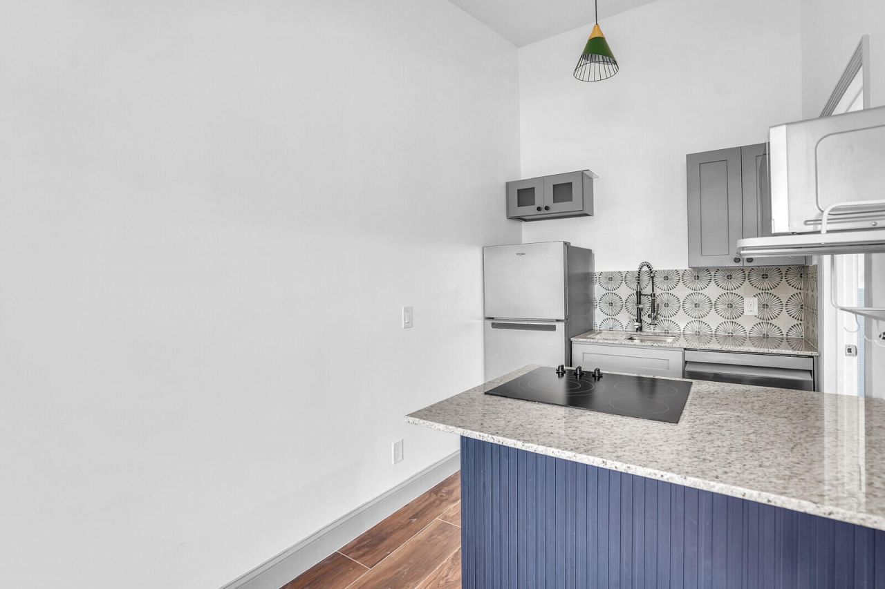 4011 36th Court, West Palm Beach, FL 33407 Photo