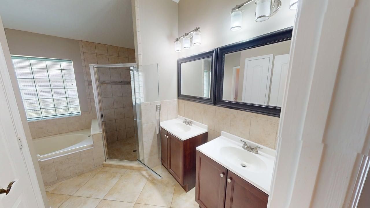 562 SW Saint Martins Cove, Port Saint Lucie, FL 34986 Photo