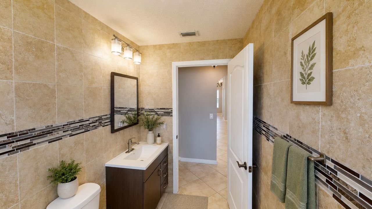562 SW Saint Martins Cove, Port Saint Lucie, FL 34986 Photo
