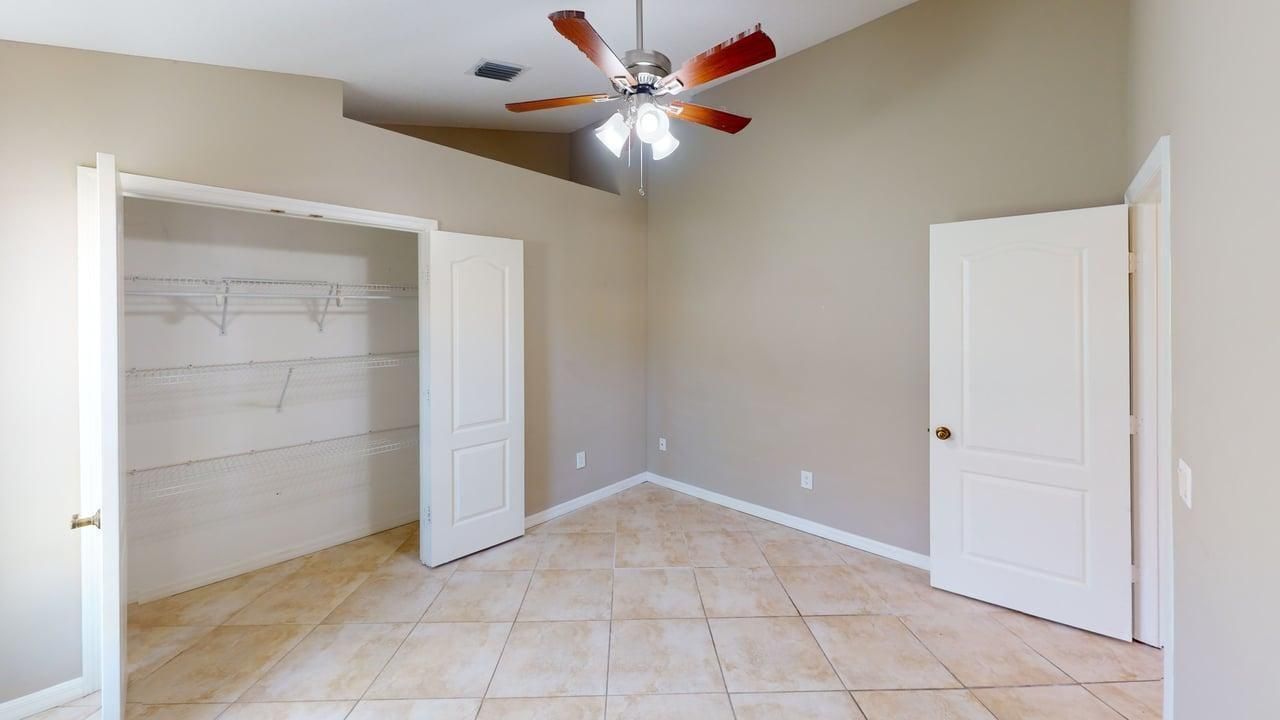 562 SW Saint Martins Cove, Port Saint Lucie, FL 34986 Photo