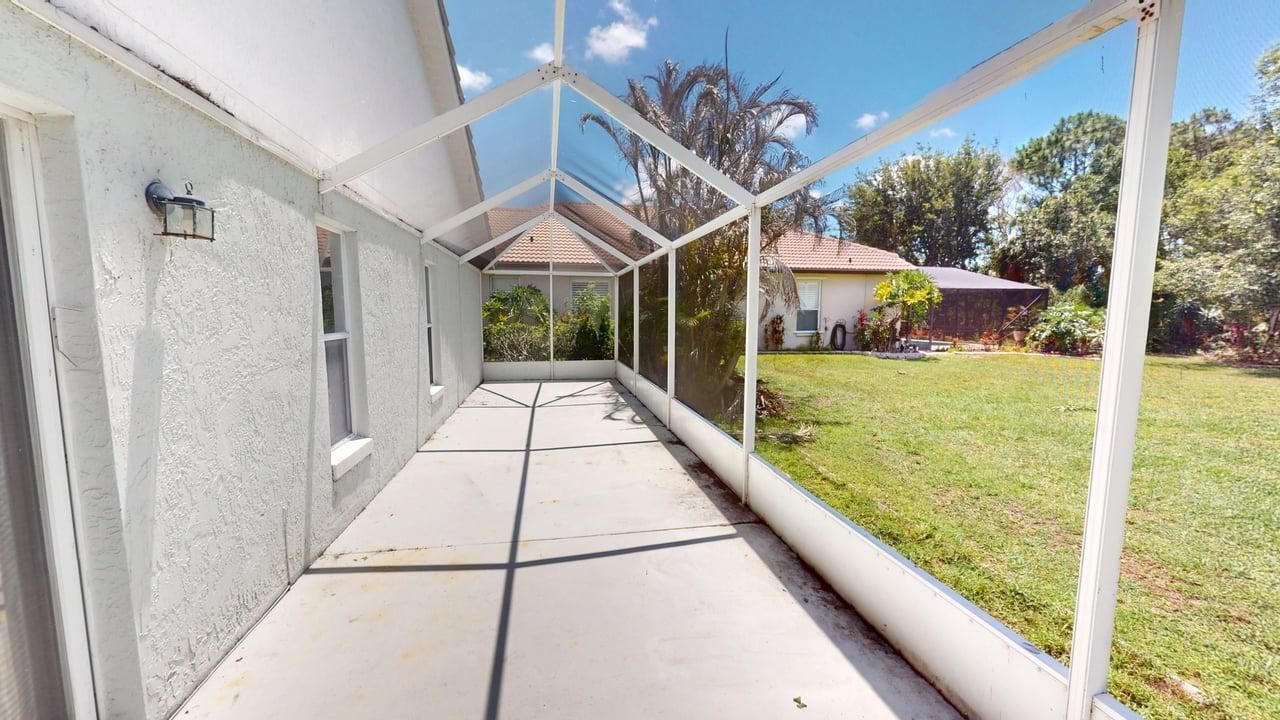 562 SW Saint Martins Cove, Port Saint Lucie, FL 34986 Photo