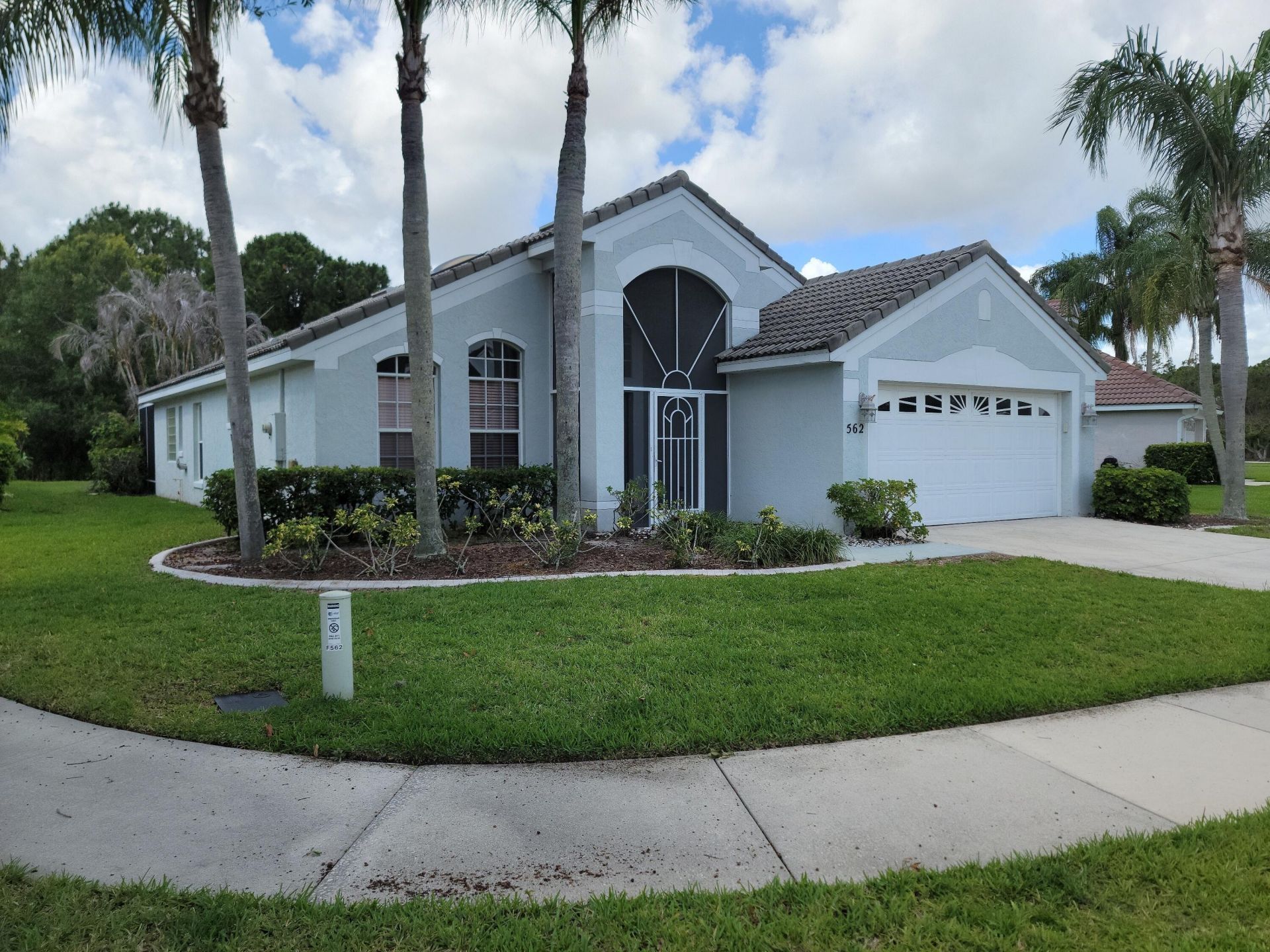 562 SW Saint Martins Cove, Port Saint Lucie, FL 34986 Photo