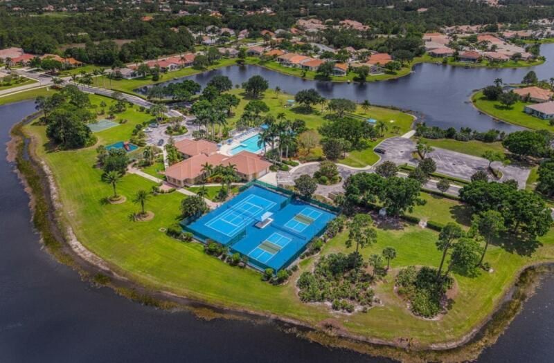 562 SW Saint Martins Cove, Port Saint Lucie, FL 34986 Photo