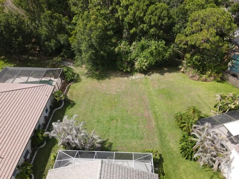 562 SW Saint Martins Cove, Port Saint Lucie, FL 34986 Photo