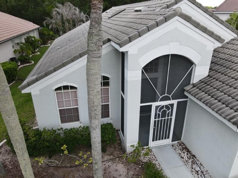 562 SW Saint Martins Cove, Port Saint Lucie, FL 34986 Photo