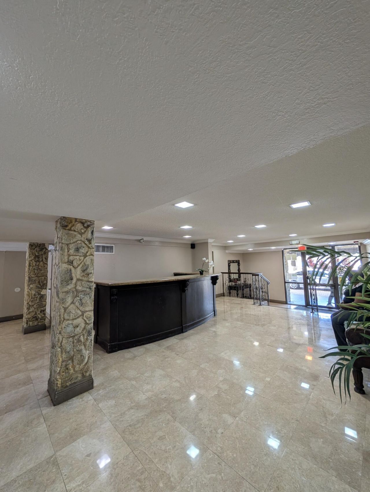 1800 Sans Souci Boulevard, Unit 424, North Miami, FL 33181 Photo