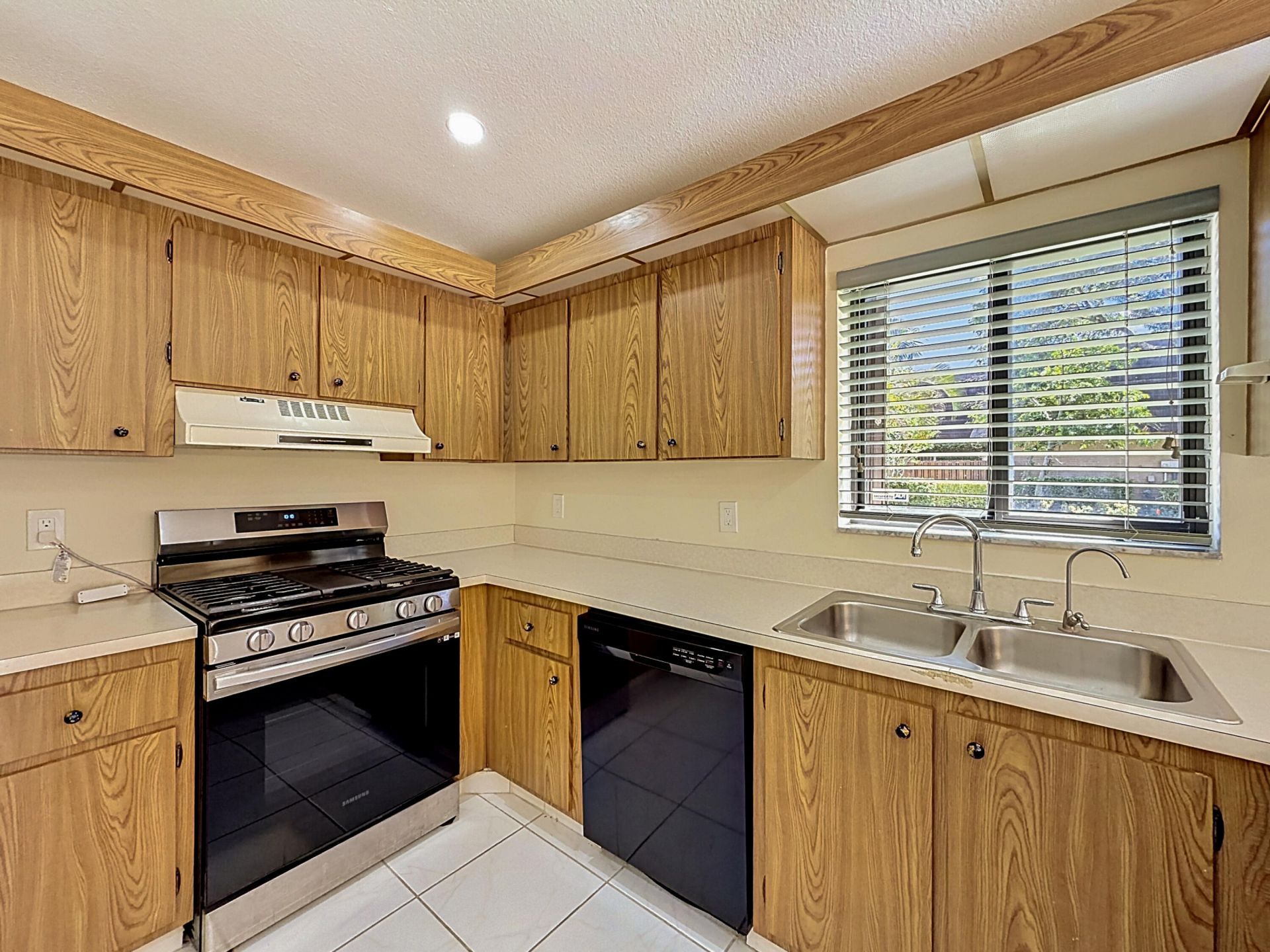 4644 Cherry Road, West Palm Beach, FL 33417 Photo