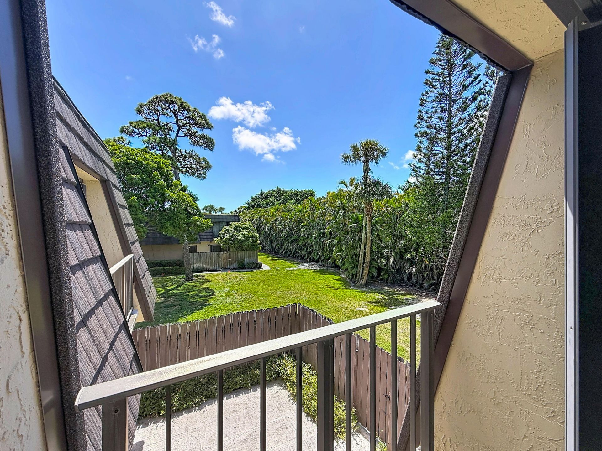 4644 Cherry Road, West Palm Beach, FL 33417 Photo