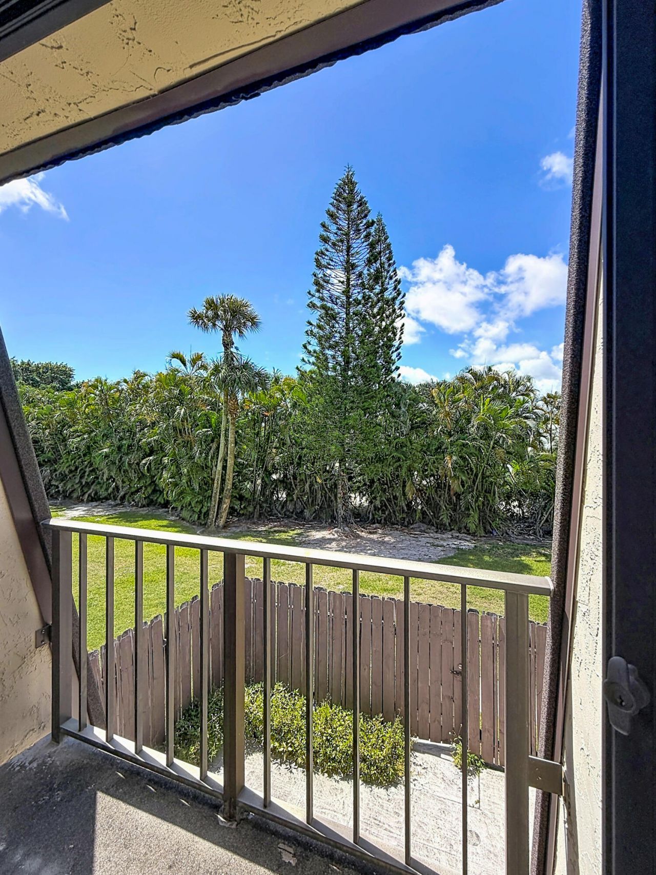 4644 Cherry Road, West Palm Beach, FL 33417 Photo