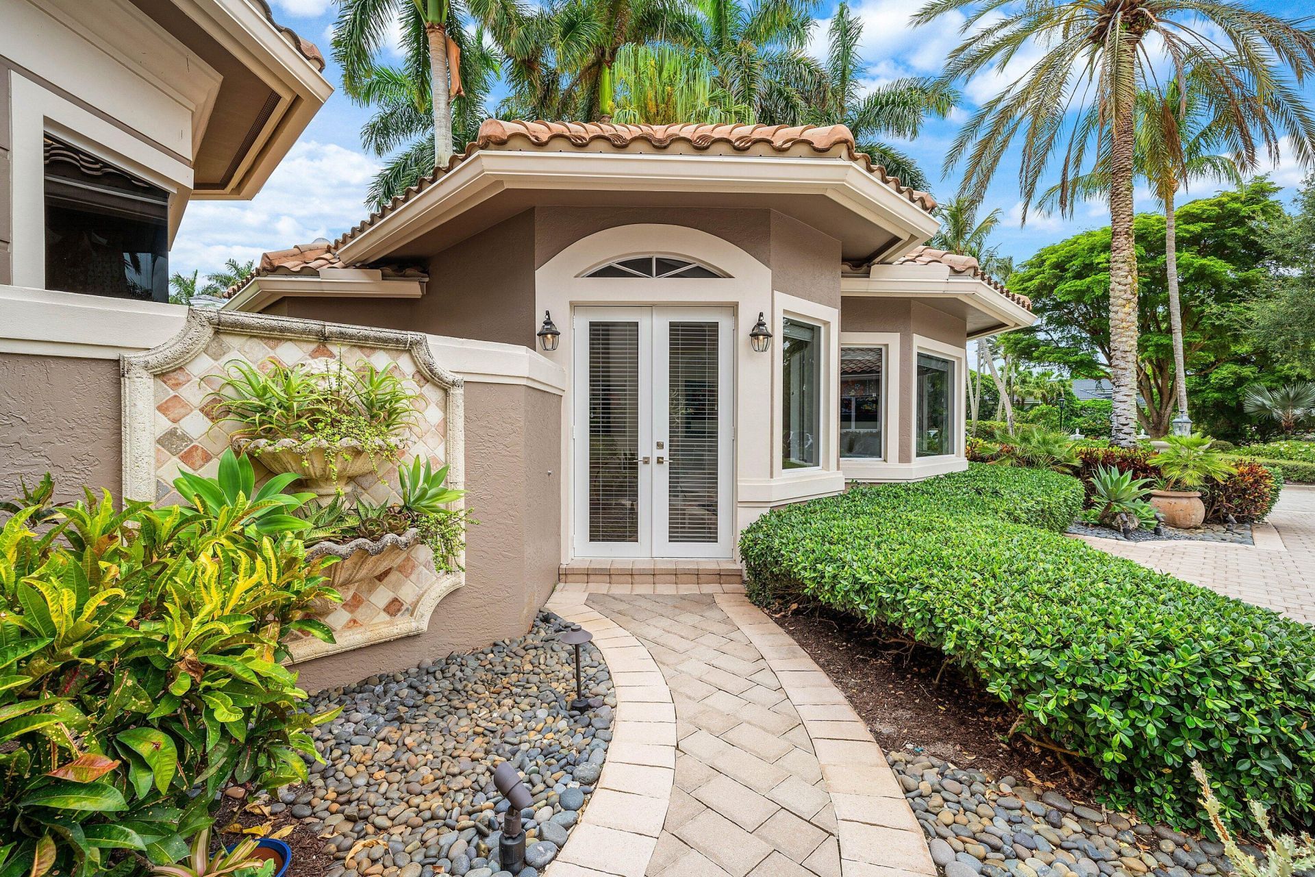 32 Saint Thomas Drive, Palm Beach Gardens, FL 33418 Photo