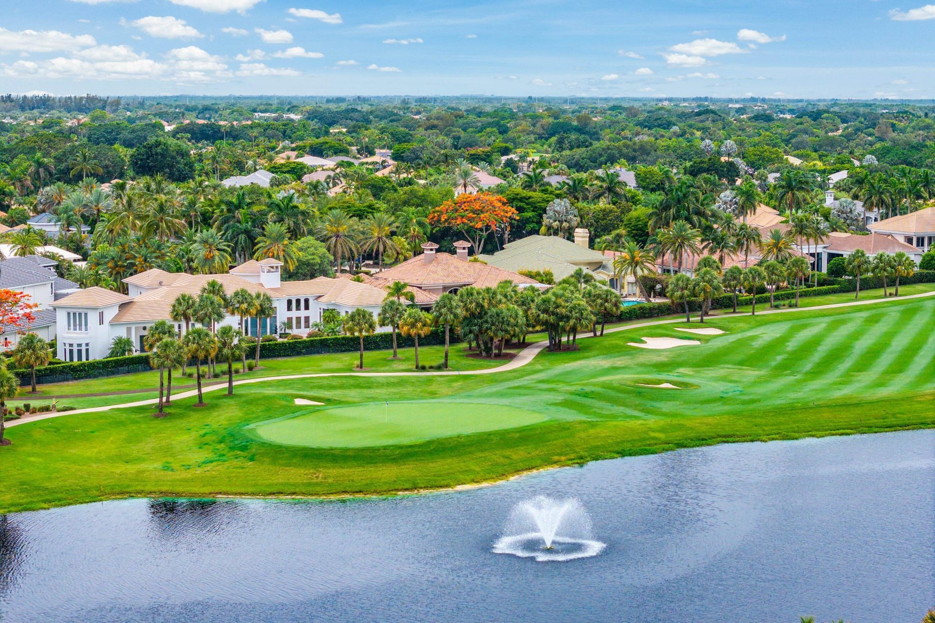 32 Saint Thomas Drive, Palm Beach Gardens, FL 33418 Photo