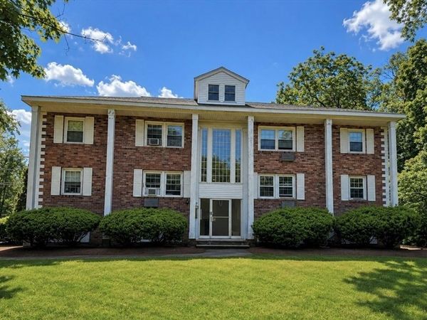 39 N Billerica Rd, Unit 4, Lowell, MA 01852
