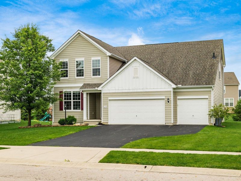11694 Daventry Drive NW, Pickerington, OH 43147 Photo 3