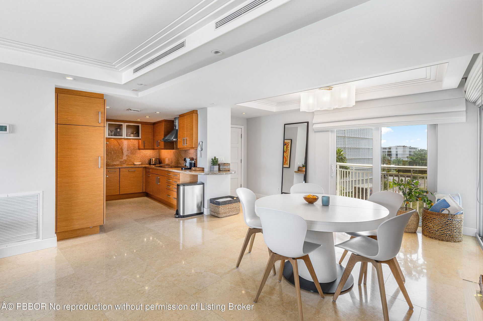 2780 S Ocean Boulevard, Unit 401, Palm Beach, FL 33480 Photo