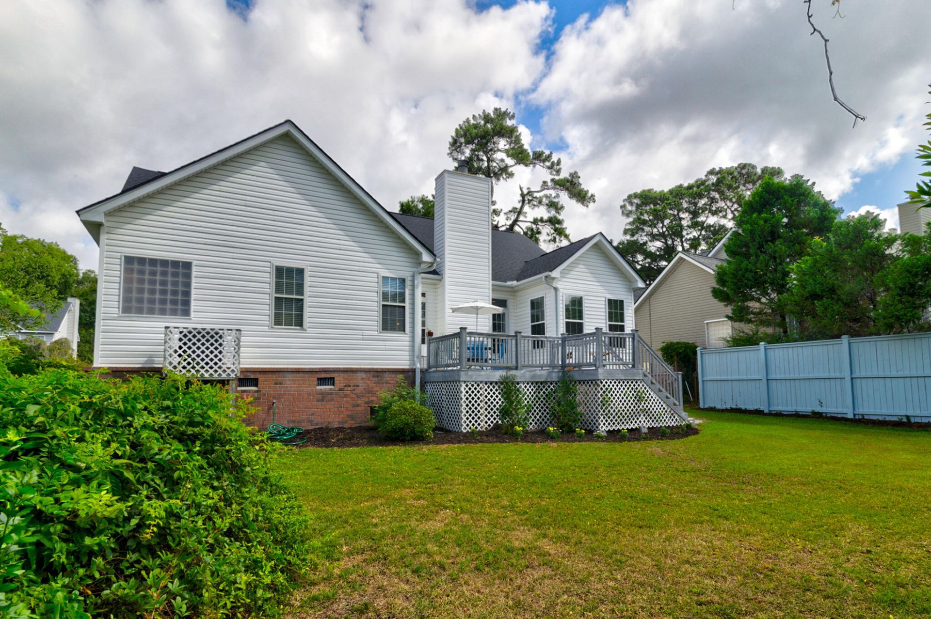 67 Oyster Point Row Photo 36