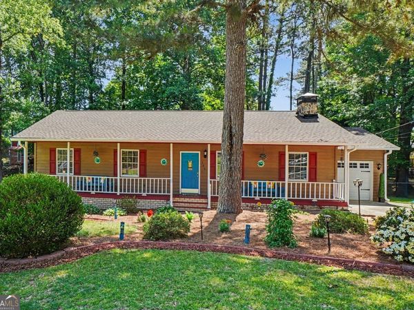 160 Ember Court, Fairburn, GA 30213